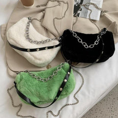 Bolso de cadena metalizado plateado Ulzzang de peluche peludo