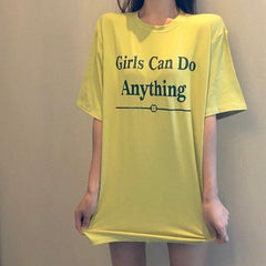 Camiseta extragrande en colores pastel "Girls Can Do Anything"