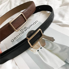 Breiter Ledergürtel mit rechteckiger Schnalle in Goldmetallic