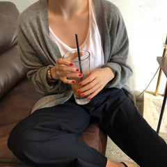 Cárdigan gris holgado de manga larga con botones finos