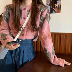 Cárdigan de mohair de punto con estampado de rombos retro en gris y rosa