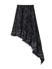 Unregelmäßiger Rock mit Grunge-Ästhetik-Batikdruck