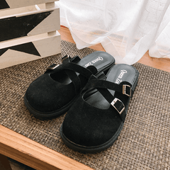 Grunge Sandalen aus weichem Leder mit geschlossener Zehenpartie und Cut-Absatz