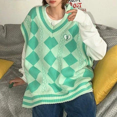 Heart Broken Patch Rhombus Pattern Knit Vest