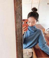 Suéter de punto con cuello alto de tortuga y colores caramelo