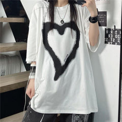 Oversize-T-Shirt mit riesigem Herz-Print im E-Girl-Outfit