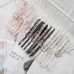 Mädchengürtel mit transparenten Löchern und Lederkante