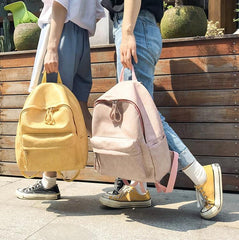 Minimalistischer Lederrucksack im College-Stil mit Reißverschluss