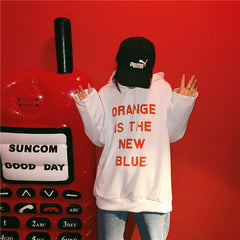 Trendiger weißer Oversize-Hoodie mit Buchstaben-Print