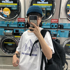 Weißes, lockeres T-Shirt mit „More Than Letters“-Print