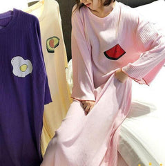 Pijama de cuello redondo con estampado de frutas, aguacate y piña