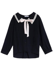 Blusa negra con cuello Peter Pan y lazo