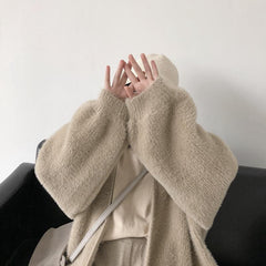 Cárdigan largo extragrande de felpa beige y gris