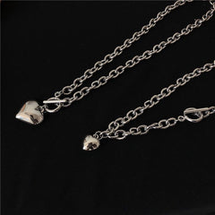 Collar de cadena de plata con corazón enorme de estética punk