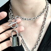 Collar enorme con cadena de candado de plata con estética punk