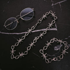 Pulsera, collar y cadena para pantalones con pinchos metálicos punk