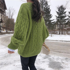 Suéter holgado y cálido con trenzas retro de punto en morado y verde