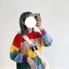 Suéter oversize de punto con cuello redondo y rayas arcoíris