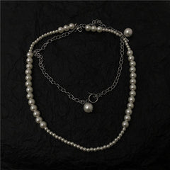 Collar de cadena de plata con perlas de estilo retro