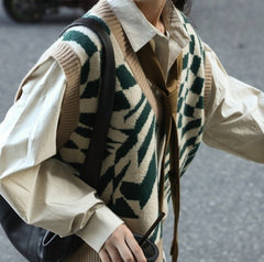Retro Green Checkered Pattern Knit V-Neck Loose Vest