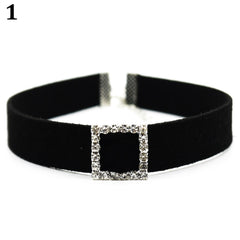Rhinestones Ring Velvet Choker