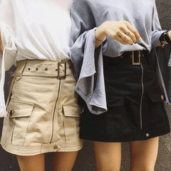 Falda safari por encima de la rodilla con bolsillos y cinturón