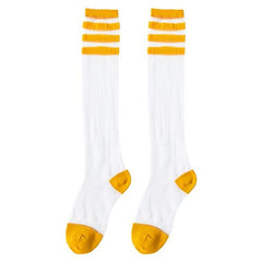 Calcetines transparentes finos hasta la rodilla con diseño estético colorido en oferta