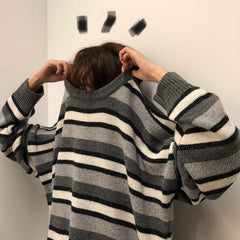 Suéter oversize a rayas gris, amarillo y azul en oferta