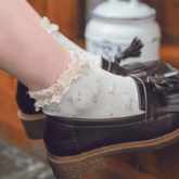 Sale Vintage Floral Curly Edge Lolita Socks
