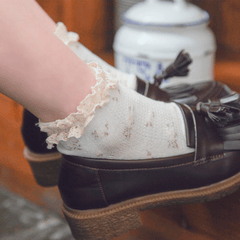 Sale Vintage Floral Curly Edge Lolita Socks