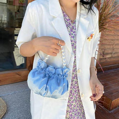 Bolsa para dumplings con cadena de perlas y diseño estético de satén suave