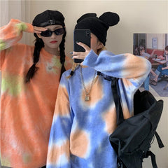 Suéter extragrande de mohair con estampado tie-dye suave