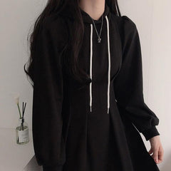 Vestido deportivo con capucha negro y gris para adolescentes