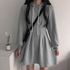 Vestido deportivo con capucha negro y gris para adolescentes