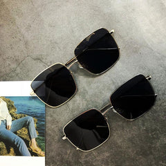 Sonnenbrille im Retro-Stil mit quadratischem Metallrahmen