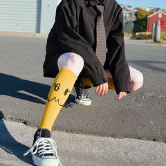 Calcetines acanalados hasta la rodilla con estampados coloridos de Teen Trend