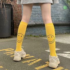 Calcetines acanalados hasta la rodilla con estampados coloridos de Teen Trend
