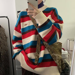 Oversize-Pullover mit Rundhalsausschnitt und dicken Streifen im 90er-Jahre-Stil