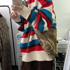 Oversize-Pullover mit Rundhalsausschnitt und dicken Streifen im 90er-Jahre-Stil