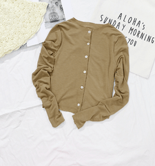 Dünne, leichte Strickjacke mit langen Ärmeln und Knöpfen