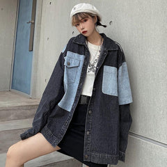 Oversize-Jeansjacke mit dünnen Streifen und Nähten