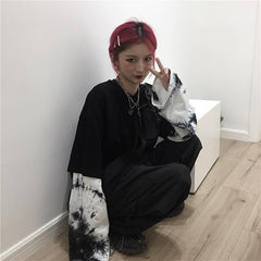 Oversize-Langarm-T-Shirt mit Batikmuster