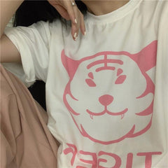 Camiseta extragrande naranja y blanca con estampado de tigre