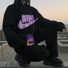 Transparente Umhängetasche mit Perlenbesatz „Internet Girl“