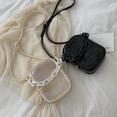 Transparente quadratische Umhängetasche mit Kunststoffkette