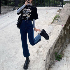 Pantalones vaqueros de dos colores con estética grunge azul y negra