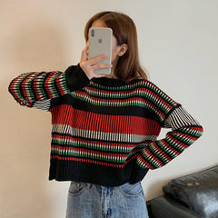 Suéter blanco y negro con rayas pequeñas estéticas vintage