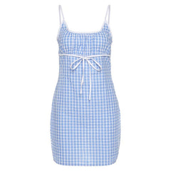 Vestido vintage con tirantes y estampado a cuadros azules