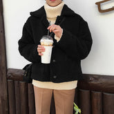 Warme, lockige Oberbekleidung aus Kunstpelz, beige, schwarze Jacke