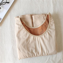 Top de invierno cálido de terciopelo de manga larga en color beige y negro con interior de punto térmico